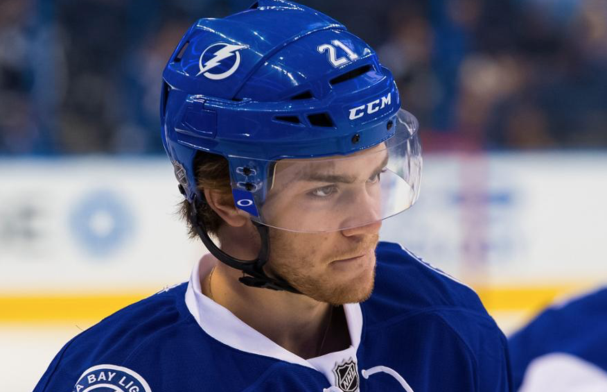 Brayden Point est TRÈS LOIN d'une ENTENTE avec le Lightning...