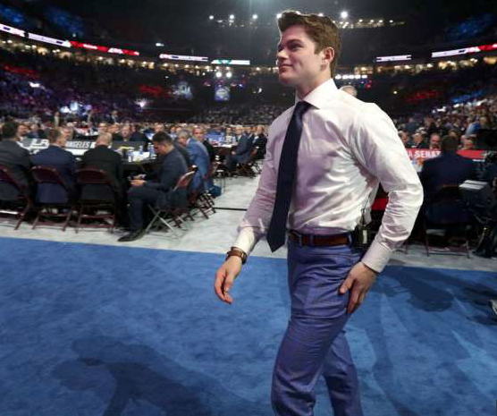 HAHA...Cole Caufield s'est fait pogner !!!