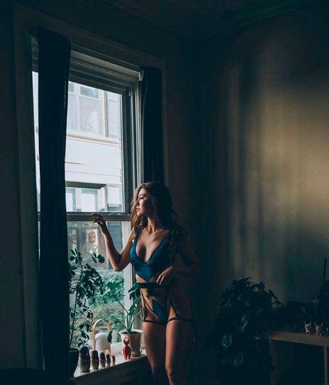 La nouvelle FIANCÉE de Sven Andrighetto..