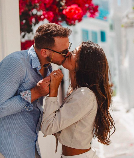 La nouvelle FIANCÉE de Sven Andrighetto..
