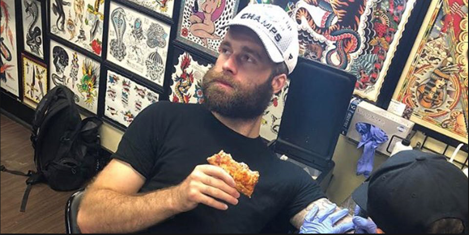 Les Oilers auraient promis à Brett Connolly....