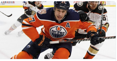 Milan Lucic va rester au Canada....