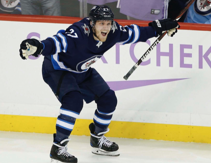 Nikolaj Ehlers à Montréal....ça CHAUFFE!!!