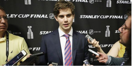 On sent Jack Hughes beaucoup plus INQUIET que Kaapo Kakko....