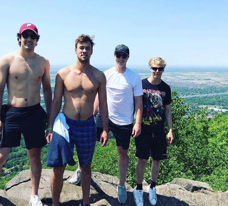 Ryan Poehling, Josh Brook, Cale Fleury et Jesse Ylonen au MONT ST-HILAIRE...