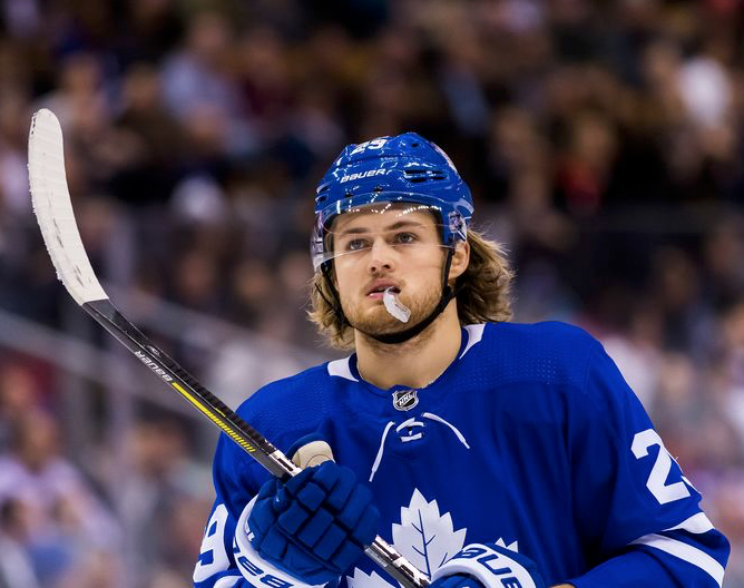 AARRRKKK...William Nylander le Kawhi Leonard des blancs...