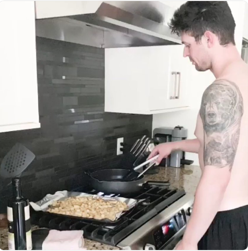 Carey Price...LAVIGUEUR STYLE....
