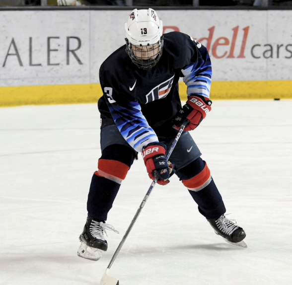 Cole Caufield est toute une tête de hockey !!!