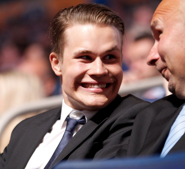 Puljujarvi et son agent ont l'air CAVE...