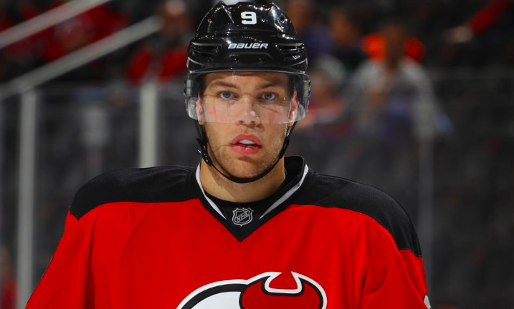 Taylor Hall est en train de se faire convaincre...