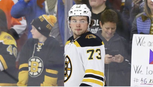 Charlie McAvoy est en train de PÉTER une COCHE.....