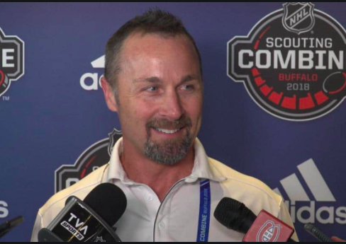 Craig Button...Continue de FLATTER Trevor Timmins dans le sens du POIL..