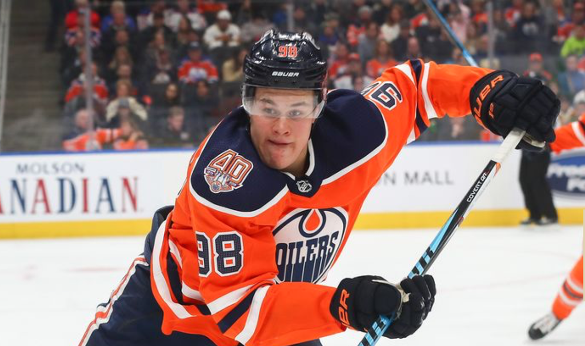 En échange de Puljujarvi, les Oilers demanderaient...