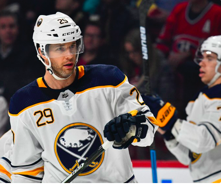 Jason Pominville continue d'être LIÉ à Buffalo...et Montréal...