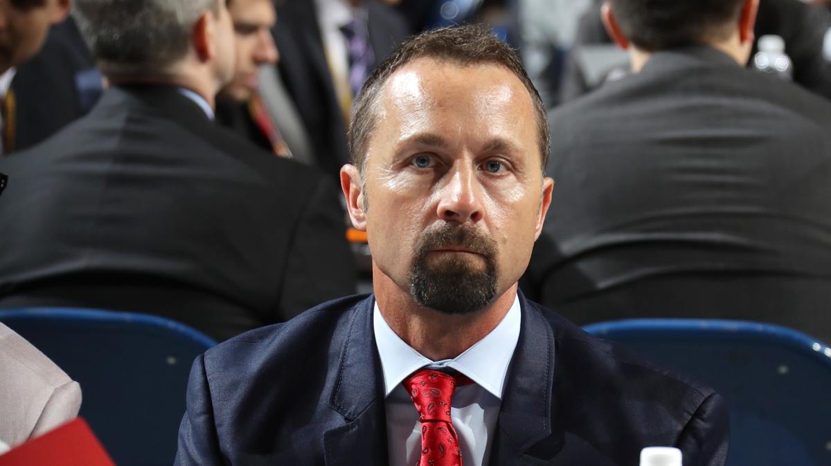 Trevor Timmins BARRÉ du poste de DG...à VIE?