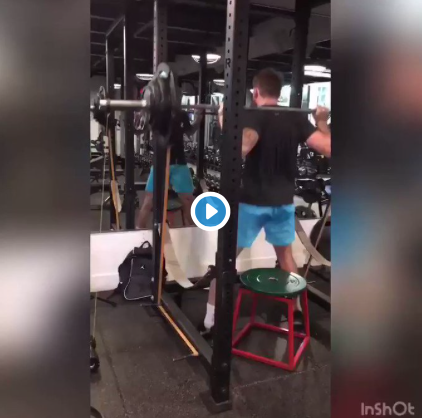 Alex Galchenyuk travaille aussi FORT au GYM...que dans les bars....