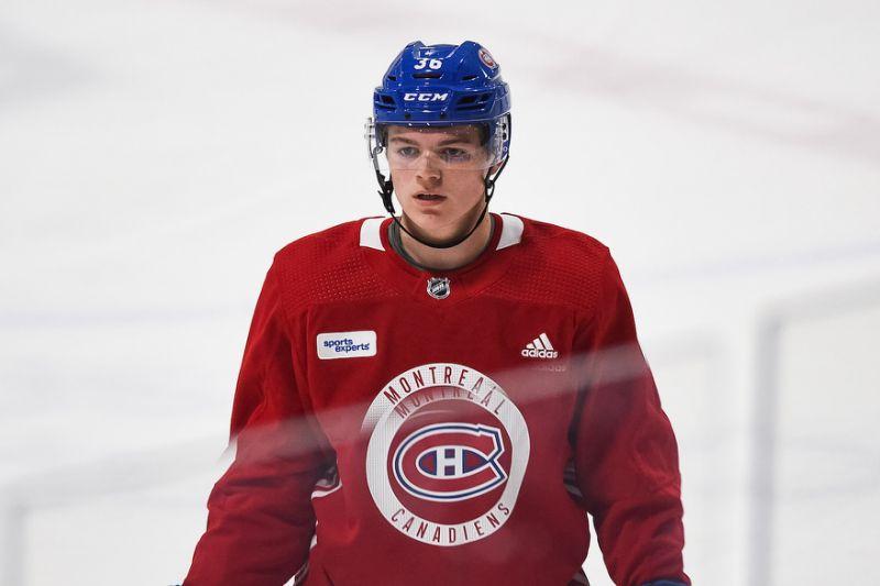 Cole Caufield...est resté le même....