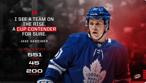Jake Gardiner tente de nous faire croire qu'il a choisi la Caroline....
