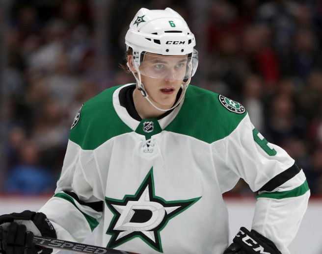 Julius Honka à Montréal ?