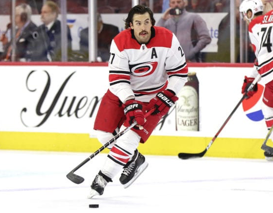 Justin Faulk sur le point d'être échangé ?