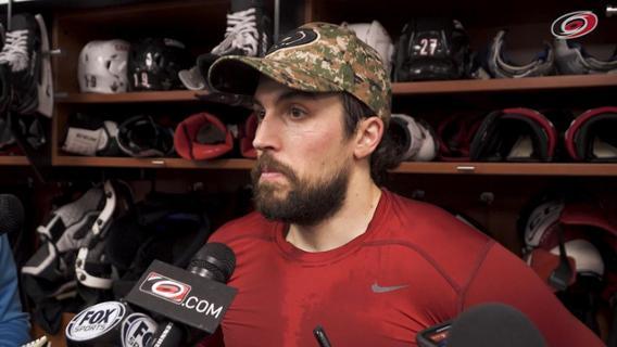 Justin Faulk tout proche d'Anaheim...