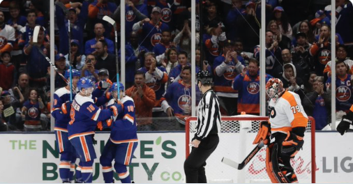 Alain Vigneault veut que Carey Price vienne au secours de Carter Hart....