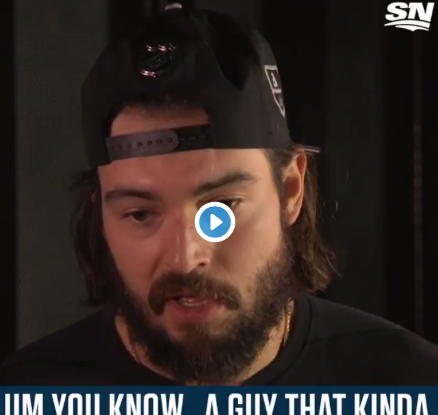 Doughty vs Tkachuk: Reviens-en le gros..