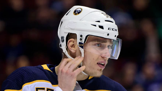 Le nouveau coach des Sabres, ne veut rien savoir...