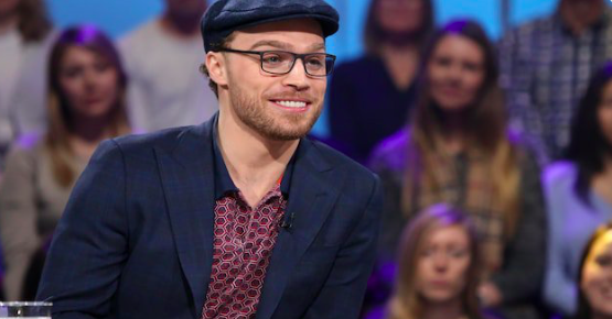 Max Domi...le COEUR sur la MAIN....dans le portefeuille...