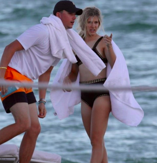 Pendant qu'Eugénie Bouchard est la RISÉE du tennis féminin...son ex....