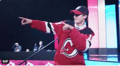 Premier point en carrière pour Jack Hughes !!!