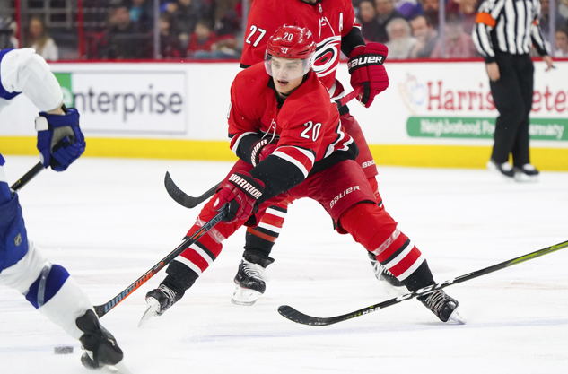 Sebastian Aho HUÉ demain en Caroline?