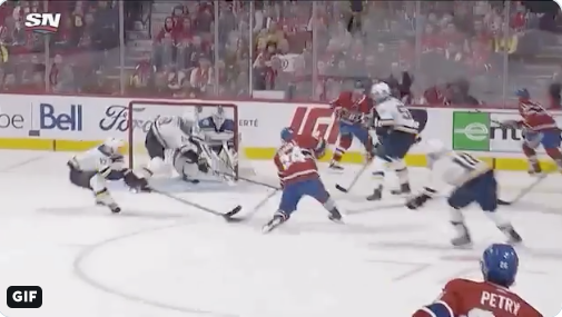 Tatar s'enlève les doigts dans le nez !!!
