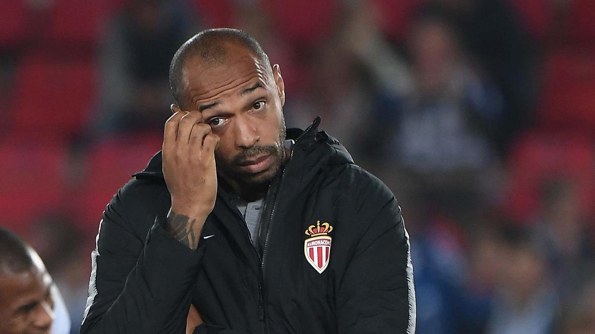 Avant Montréal, Thierry a été CONGÉDIÉ après 3 mois à Monaco....