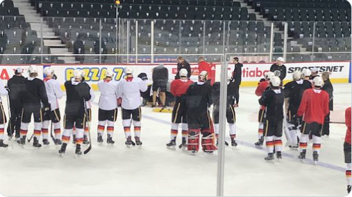 AYOYE...T.J Brodie a eu des convulsions à l'entraînement...