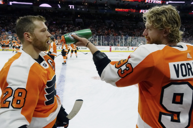 AYOYE...Un journaliste de Philly accuse Giroux et Voracek...