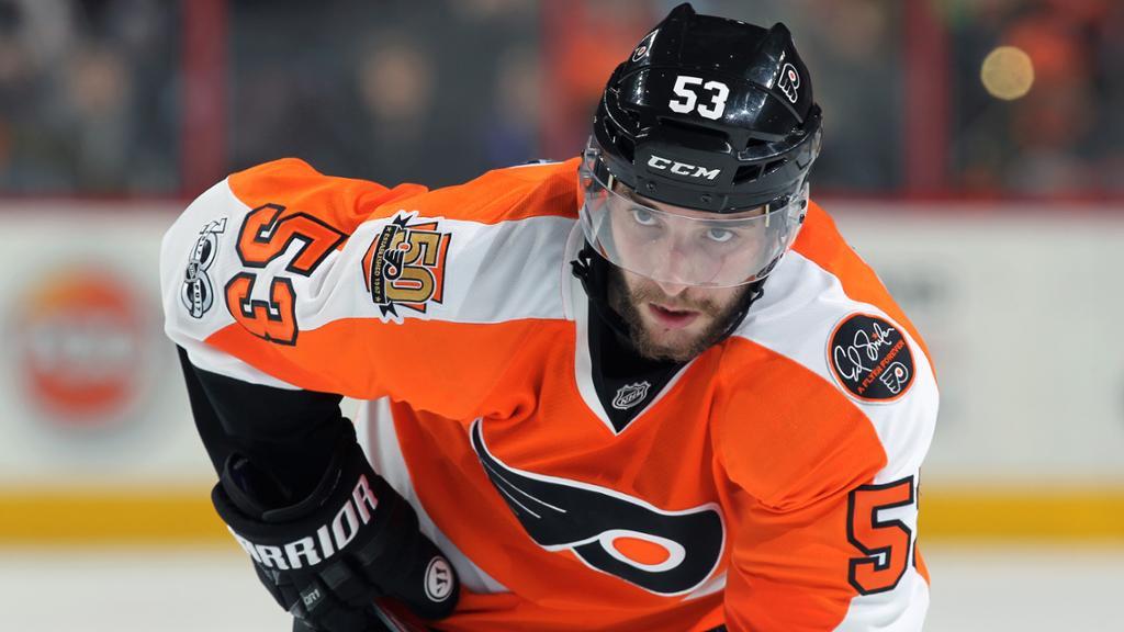 Pourquoi Shayne Gostisbehere n'a pas débarqué à Montréal cet été....