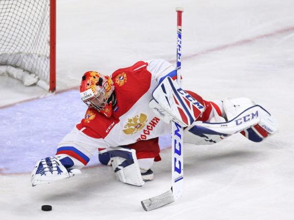 Alex Romanov lance des FLEURS à Carey Price!!!