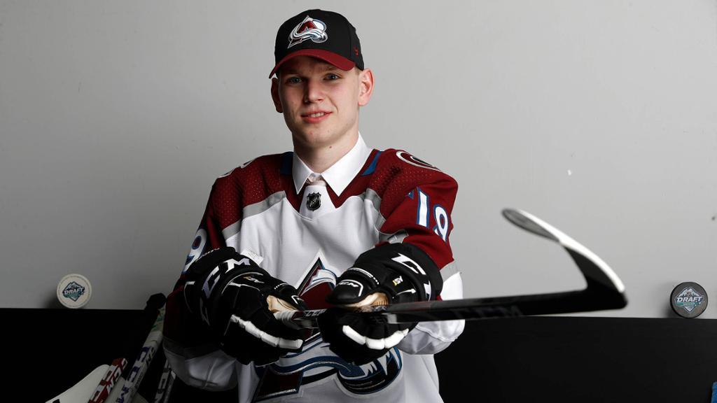 Bowen Byram ne se laisse pas affecter par les rumeurs l'envoyant au New Jersey