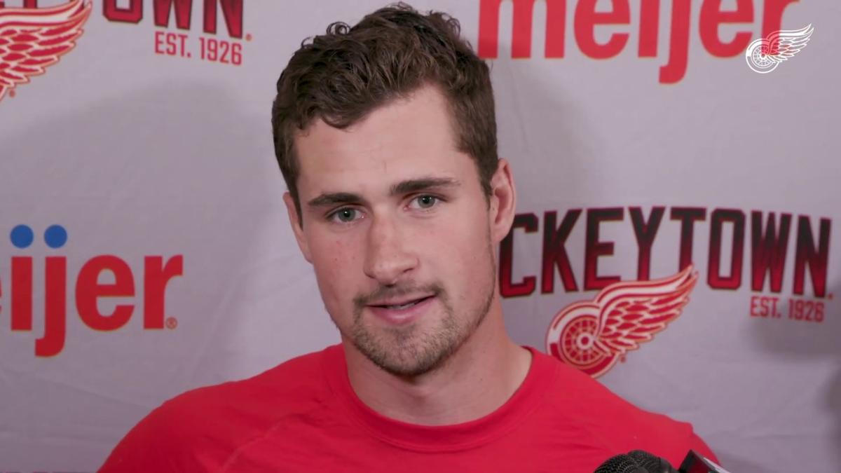 Dylan Larkin demande aux fans, de ne pas voter pour lui...