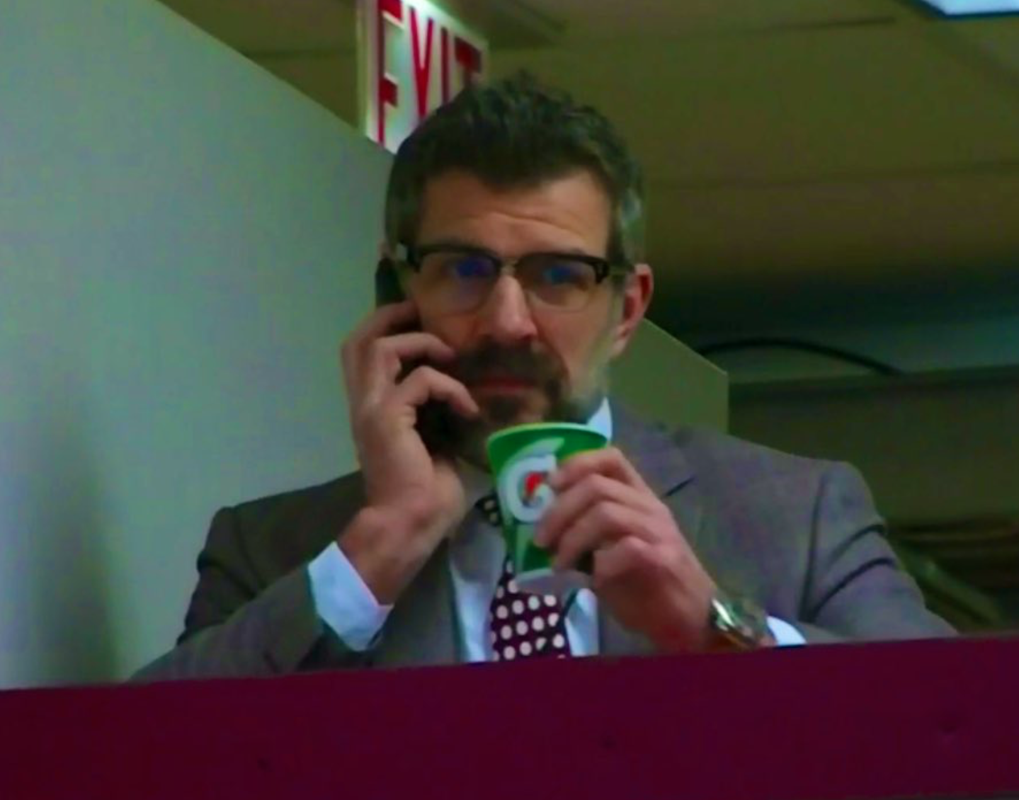 Est-ce que Bergevin pourrait amener son chum ?