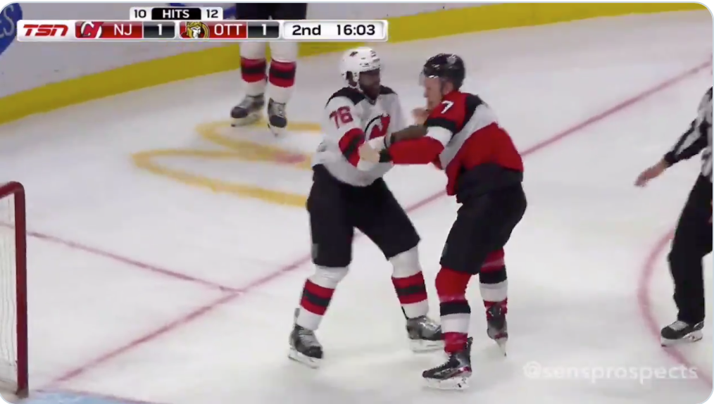 AYOYE...PK Subban se fait MALMENER par Tkachuk...