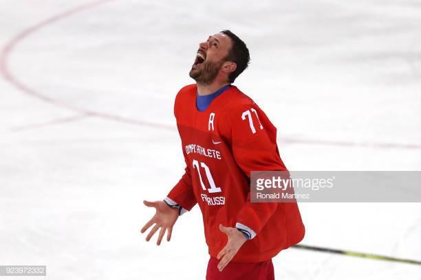 Ilya Kovalchuk...à MOITIÉ sur le premier trio..