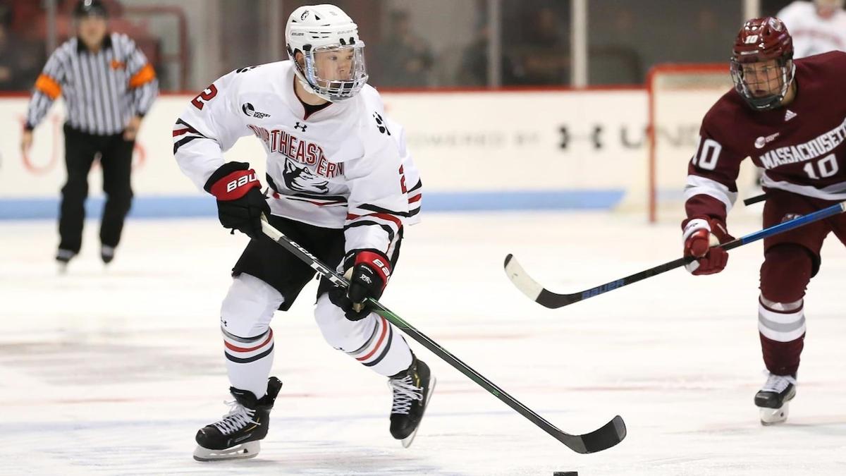 Le coach de Northeastern l'aurait confirmé...