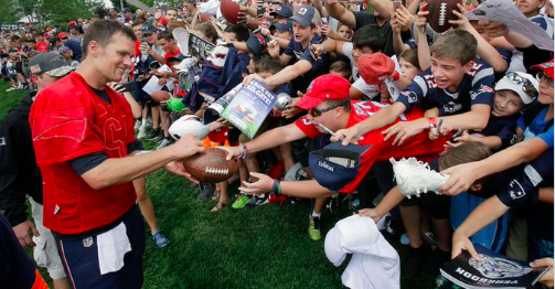 Tom Brady va aider au RETOUR des EXPOS...