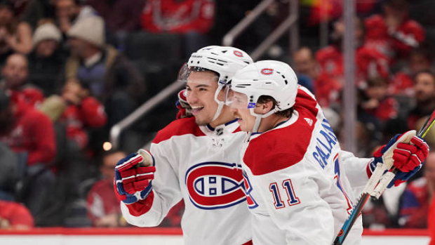 Brendan Gallagher et Nick Suzuki mettent la main dans leur poche...