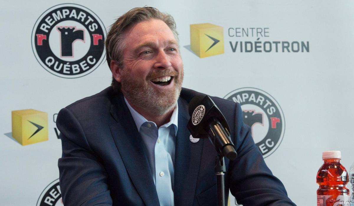 Patrick Roy traité d'ORDINAIRE par la radio communautaire....