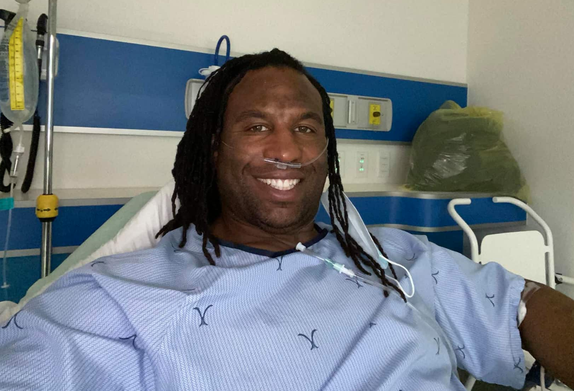 Georges Laraque dans la gang des CRUCHES !!!