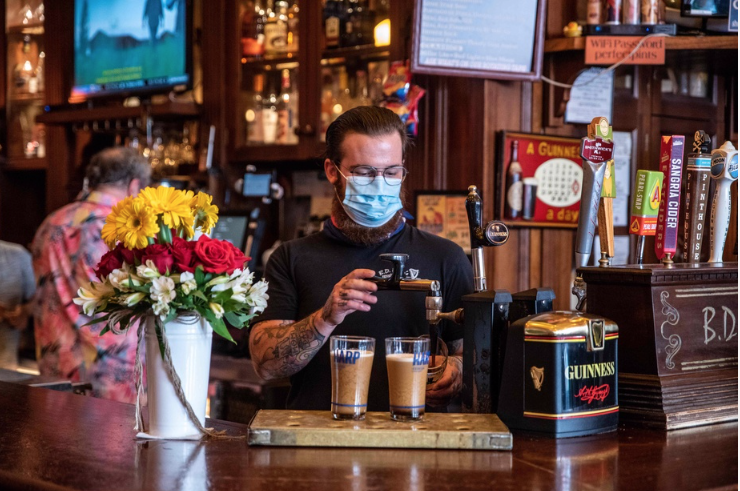 MAUVAISE NOUVELLE pour les bars de Montréal....et du Québec