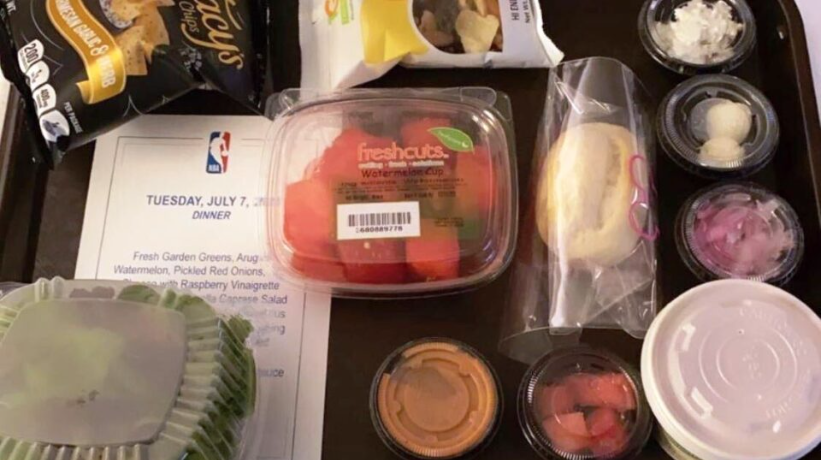 Dans la BULLE de la NBA....On vous sert des REPAS de PAUVRES...